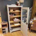 display case "Elsa"